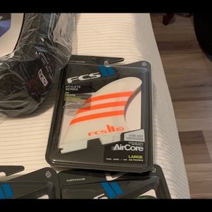 FCS II Julian Wilson tri fins air core